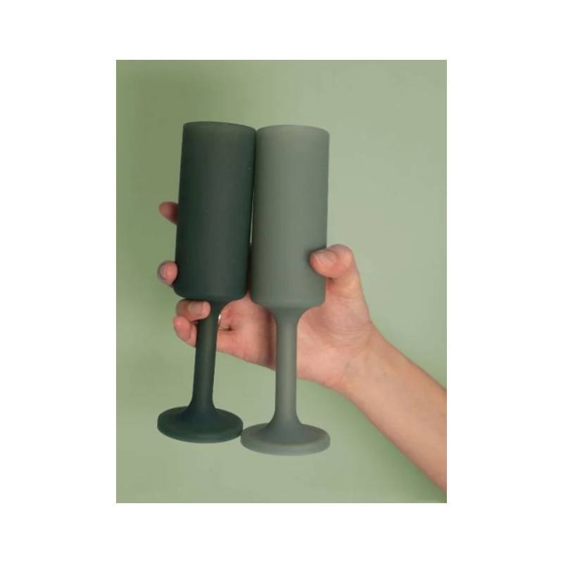 Porter Green Seff olive silicone flute 5.74 oz.