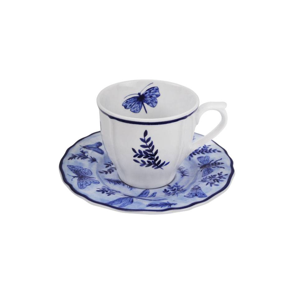 Tazza tè con piatto Sonia Blue in porcellana bianca e blu con decoro farfalle cl 20