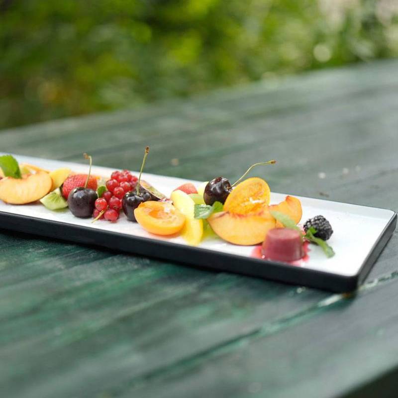 Two-tone black and white rectangular melamine tray 50x18 cm